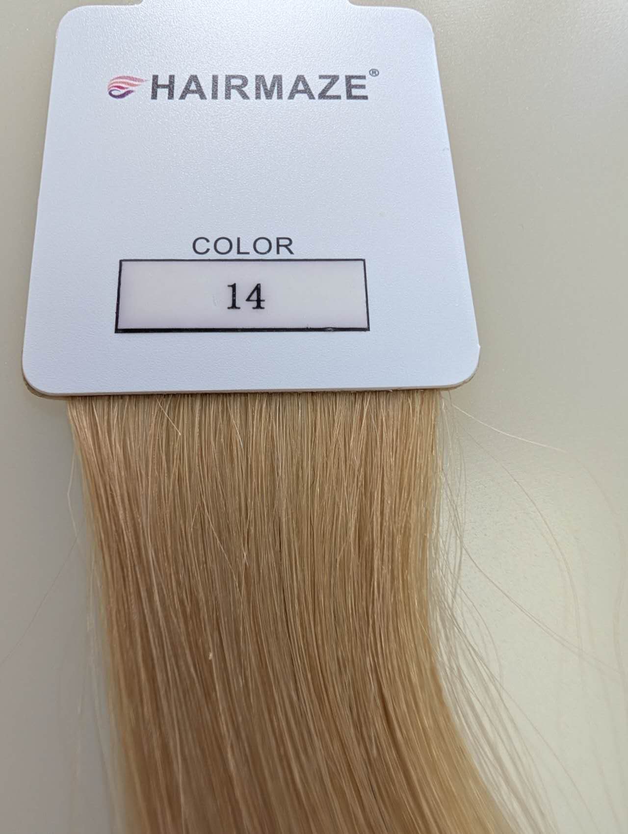 Tape hair 20-22" Remy 100% Human Hair  straight , 20 pcs each bag,