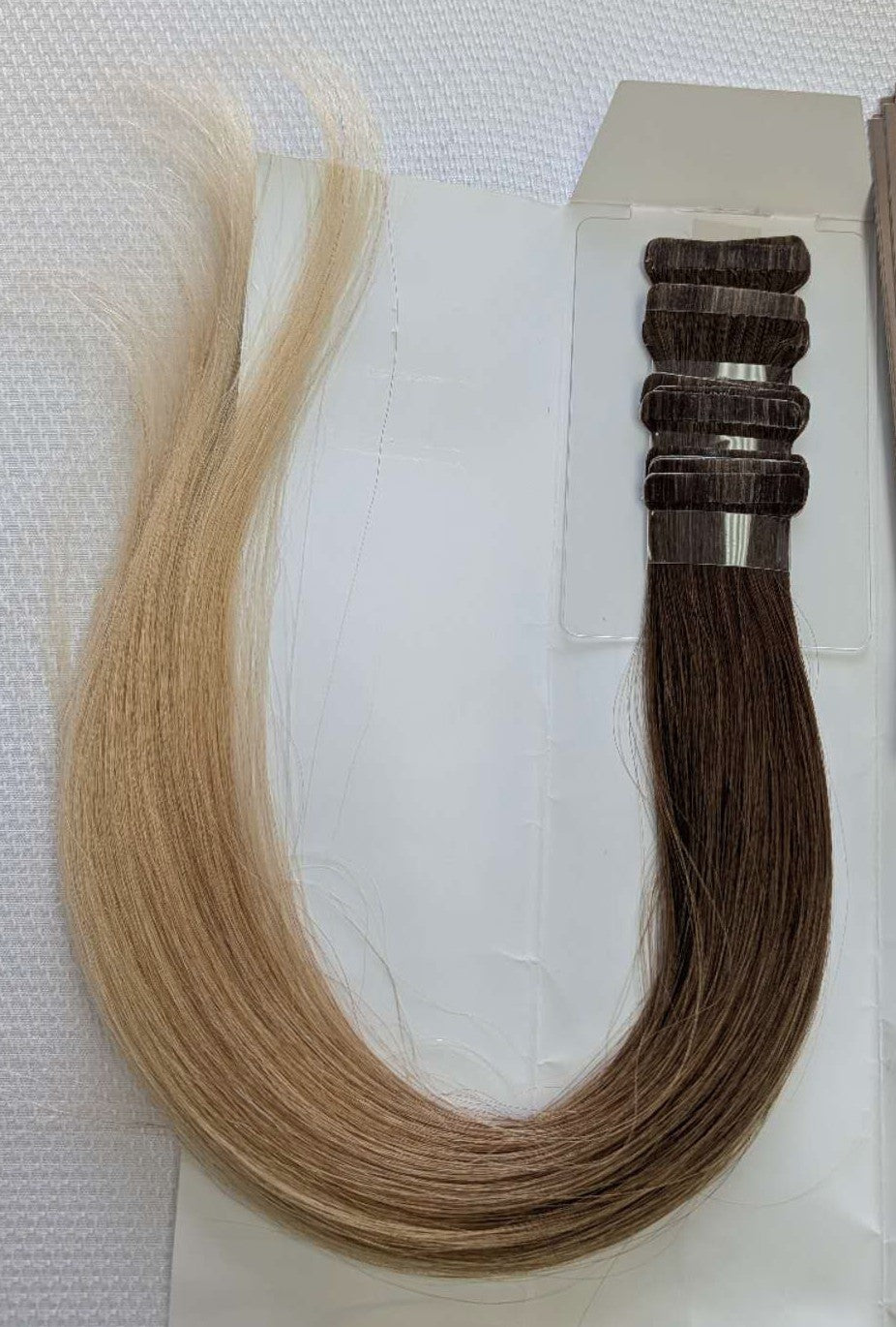 Tape hair 18-20" Remy 100% Human Hair  straight , 20 pcs each bag,